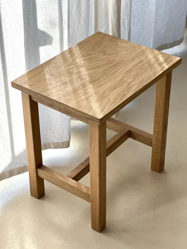 Tabouret Medea